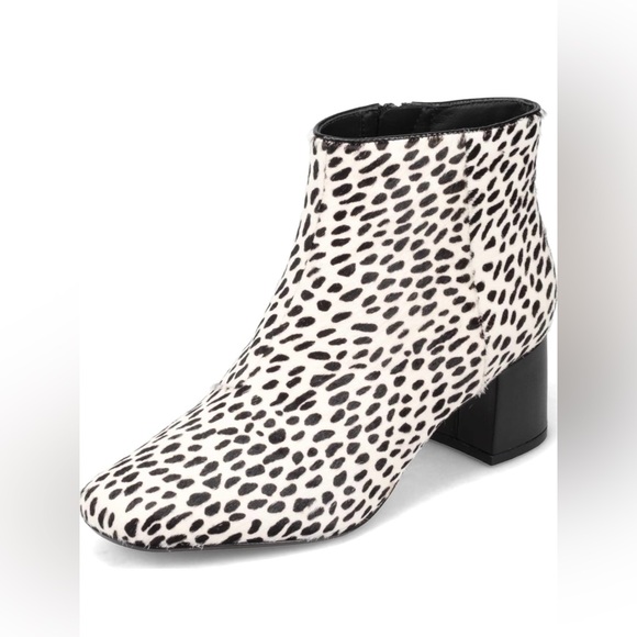 Clark’s Shoes - Clark’s animal print ankle boots 10m